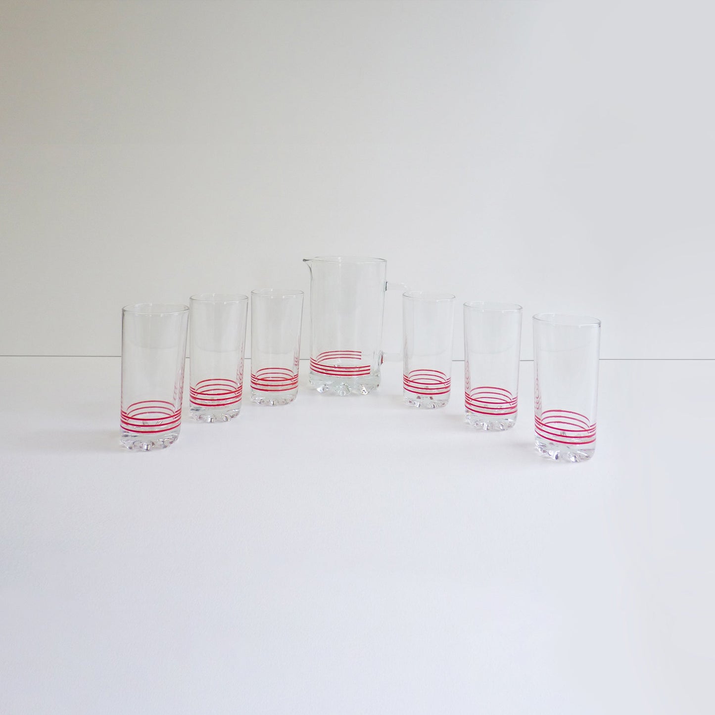 Red Striped Glassware Set