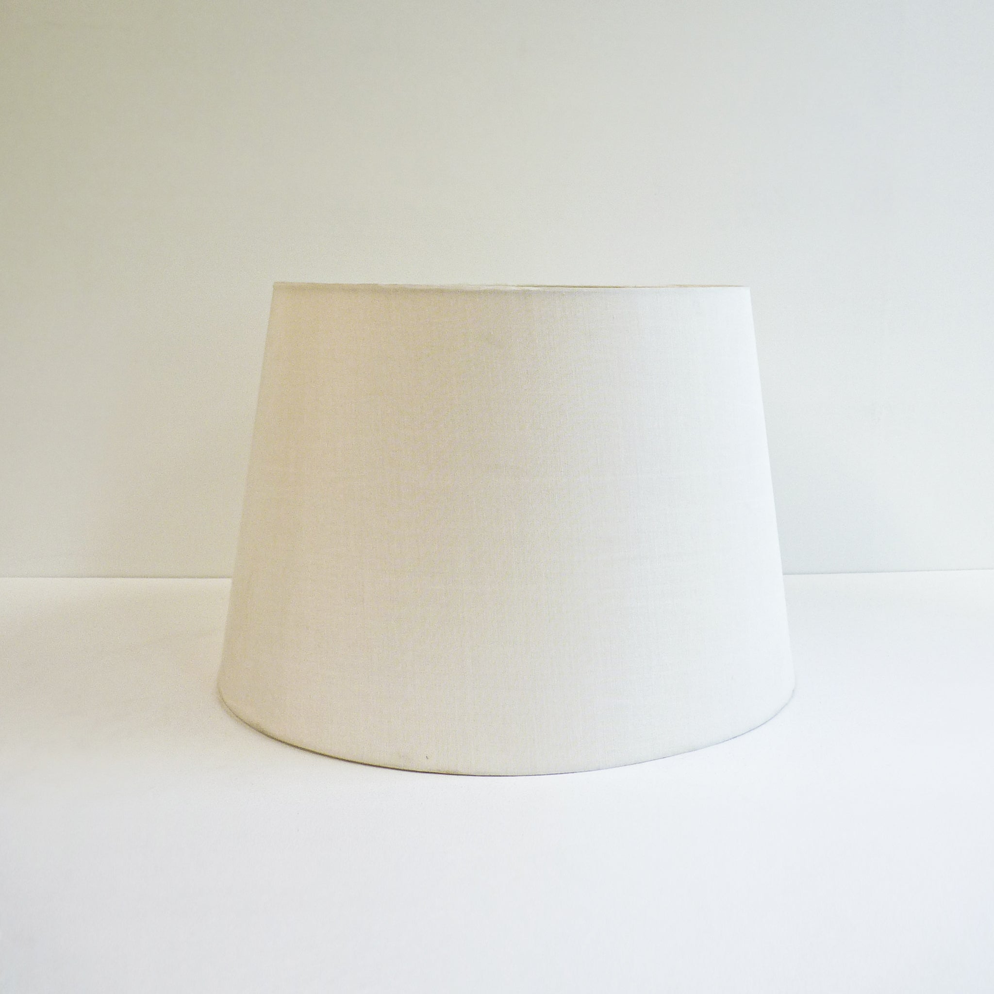 Modern Off-White Lamp Shade – AXIS