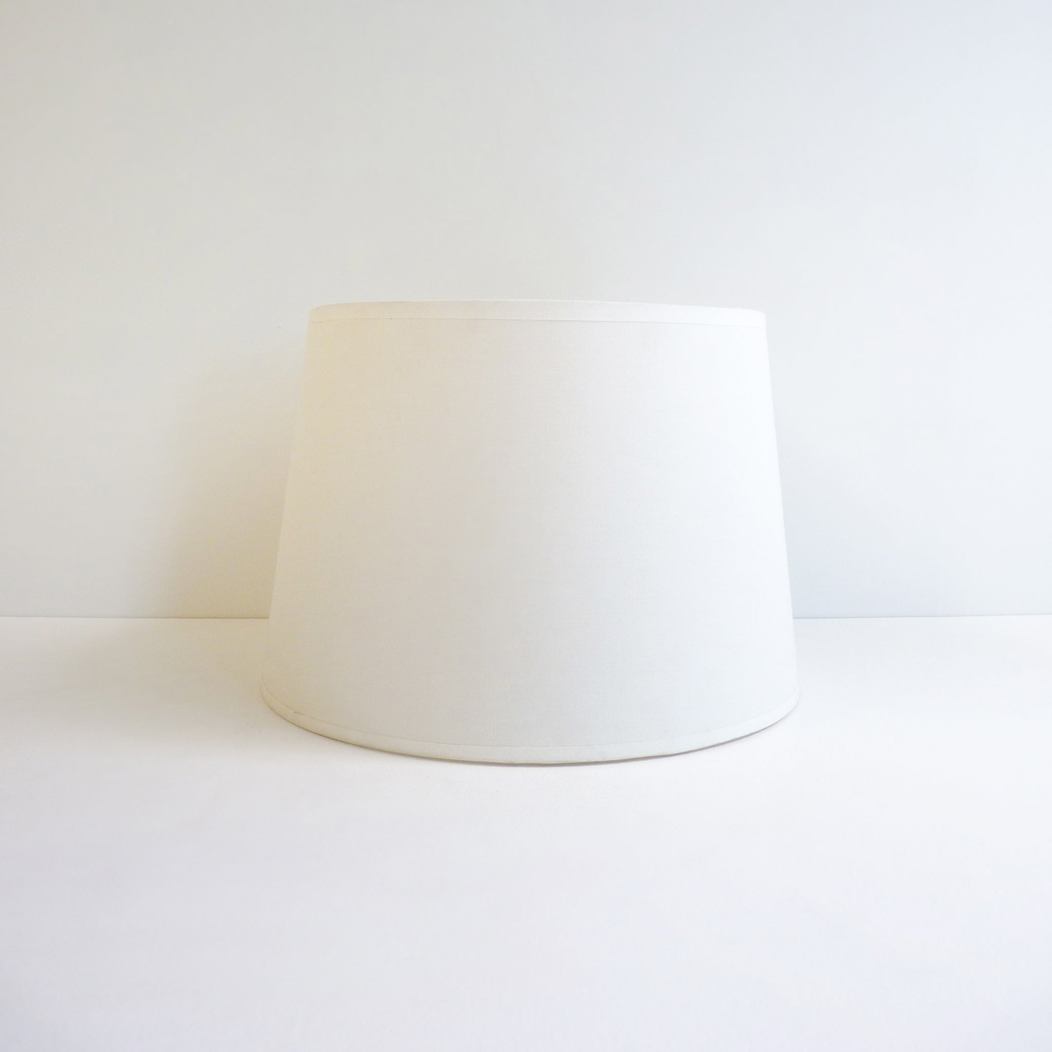 Modern Off-White Lamp Shade – AXIS