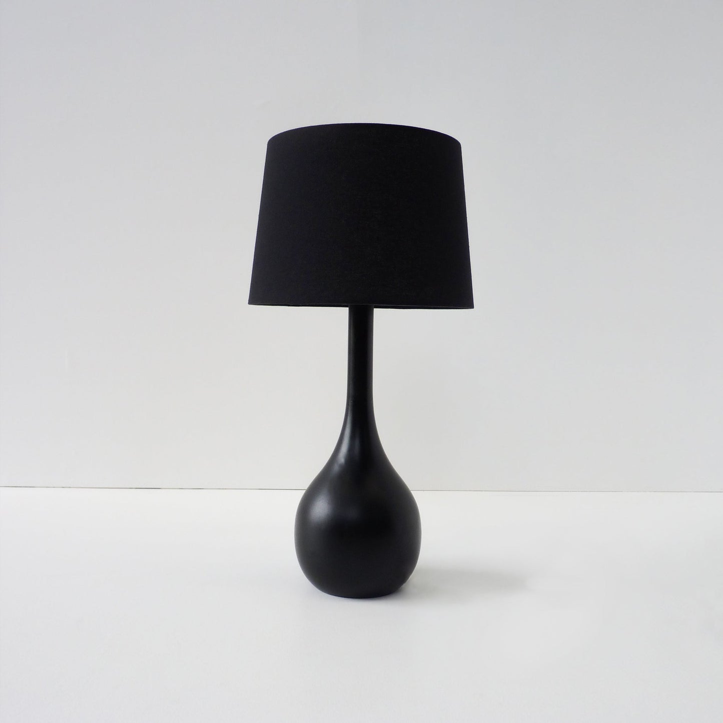 Black Teardrop Lamp