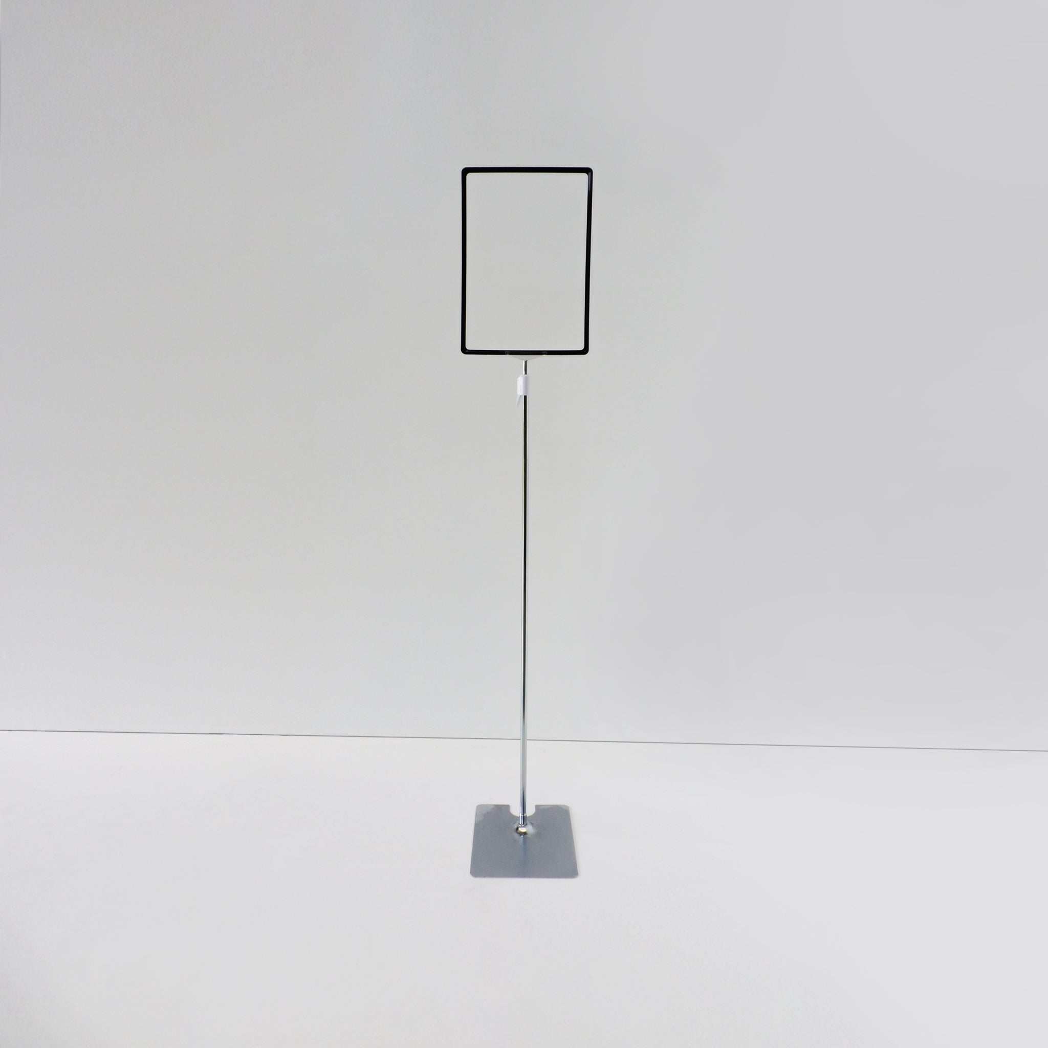 Display stand – AXIS