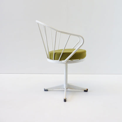 Retro Swivel Chair Set