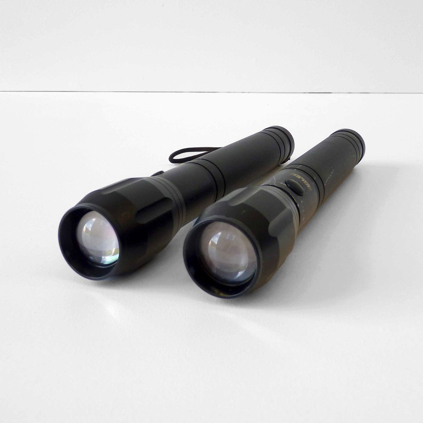 Large Black Arlec Torch